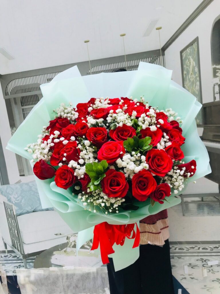 Tận hưởng mua sắm hoa tươi tại tiệm hoa Quận Ninh Kiều 