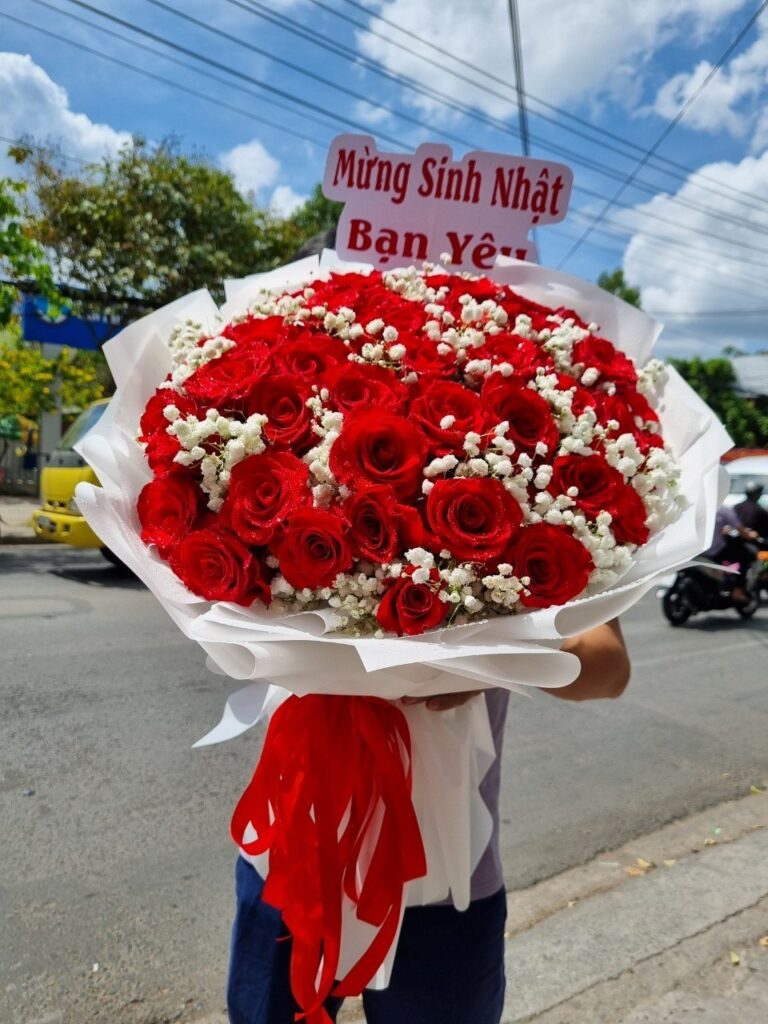 Điện hoa đường Phan Đình Phùng Đà Nẵng - Gửi yêu thương trọn vẹn từ xa