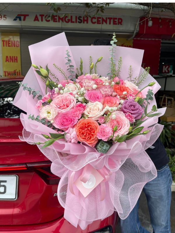 Mẫu Mã Đa Dạng, Phong Cách Độc Đáo