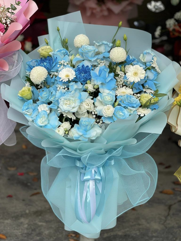 Nơi gửi gắm yêu thương bằng sắc hoa